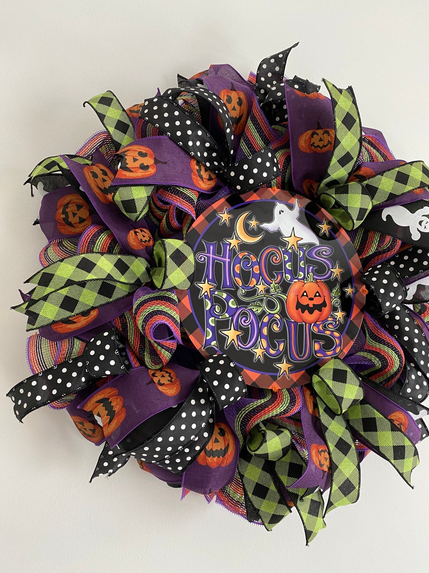 Halloween Ghost Wreath for Front Door, Hocus Pocus Whimsical Wreath for Entryway, Jack O Lantern Porch Decoration