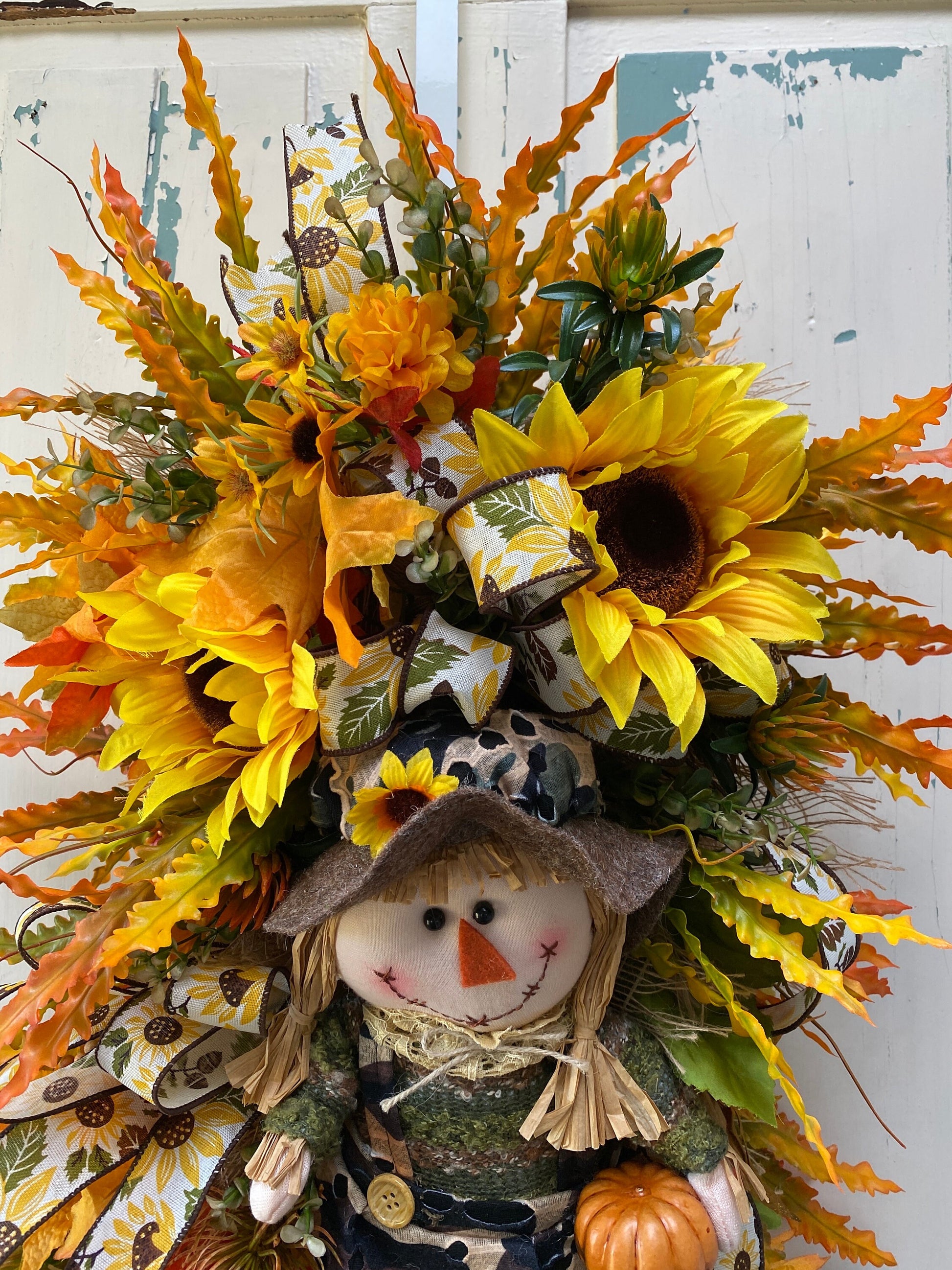 Fall Swag Wreath with Sunflowers and Scarecrow, Vibrant Autumn Colored Door Swag, Golden Thanksgiving Home Wall Decoration
