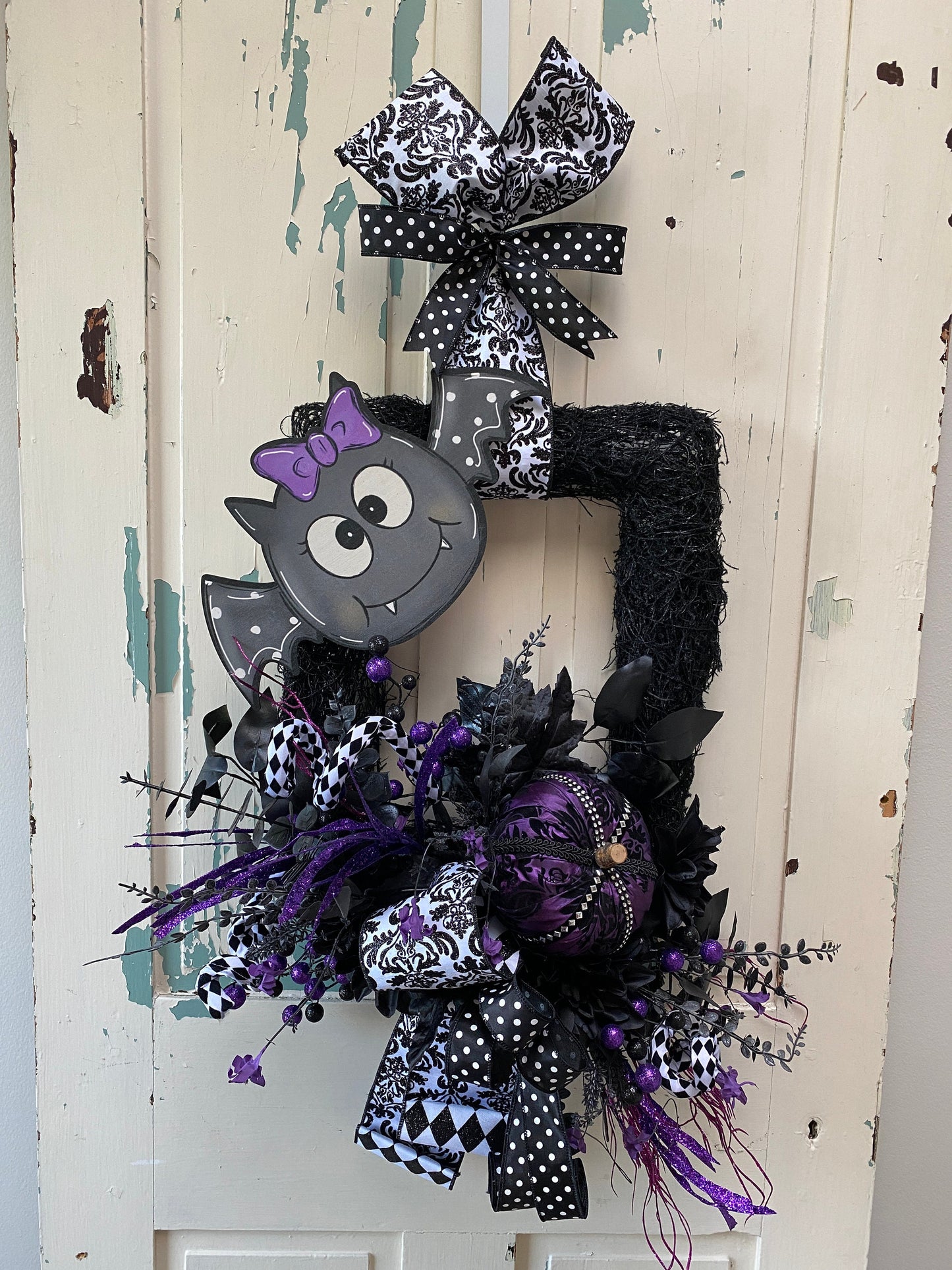 Cute Bat Halloween Wreath, Black and White Moss Wreath, Purple Pumpkin with Baby Bat Wreath for Halloween Party