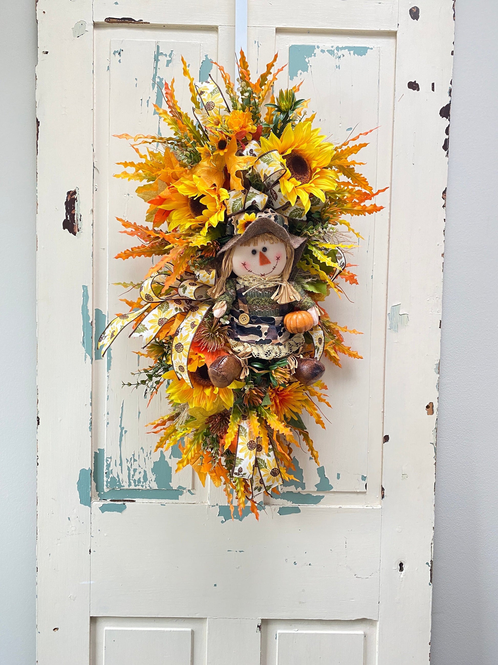 Fall Swag Wreath with Sunflowers and Scarecrow, Vibrant Autumn Colored Door Swag, Golden Thanksgiving Home Wall Decoration