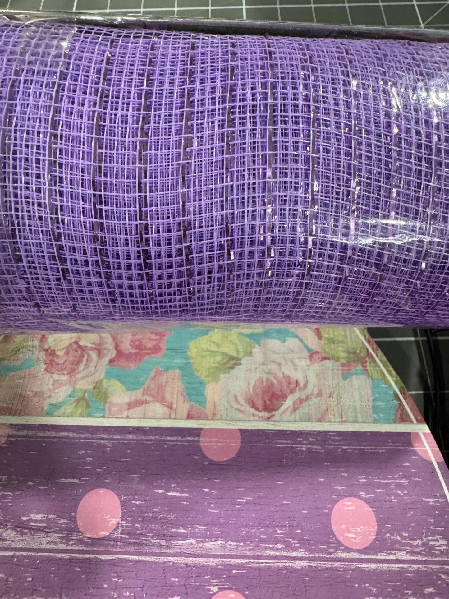 Spring Floral welcome wreath kit, Easter mesh diy wreath kit, Easter Egg Sign & ribbon kit,make your own wreath, craft supplies for wreath