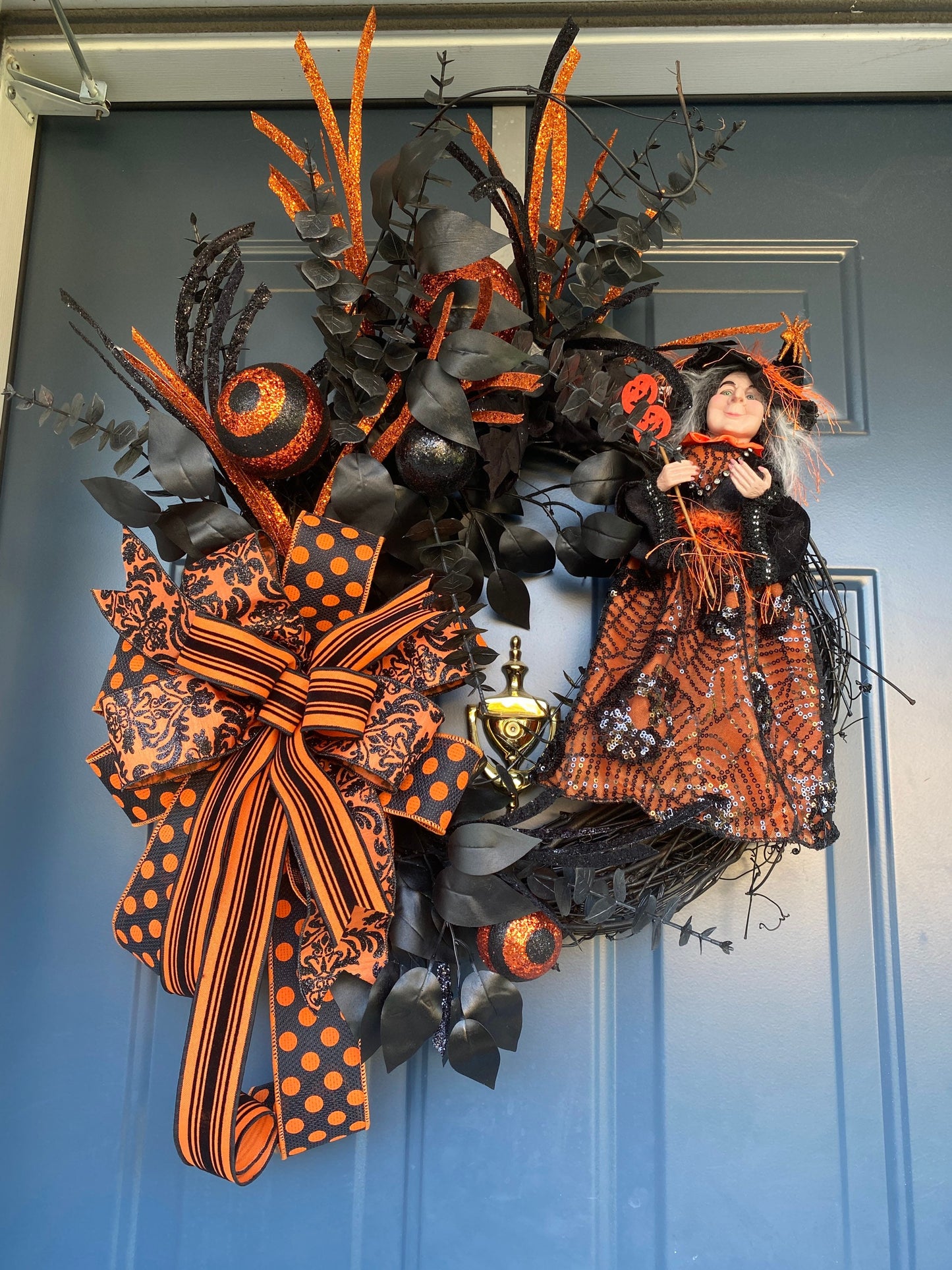 Halloween Witch Front Door Wreath , Orange and Black Outdoor Witch Wreath, Halloween Party Decorations, Spooky Season Black Wreath
