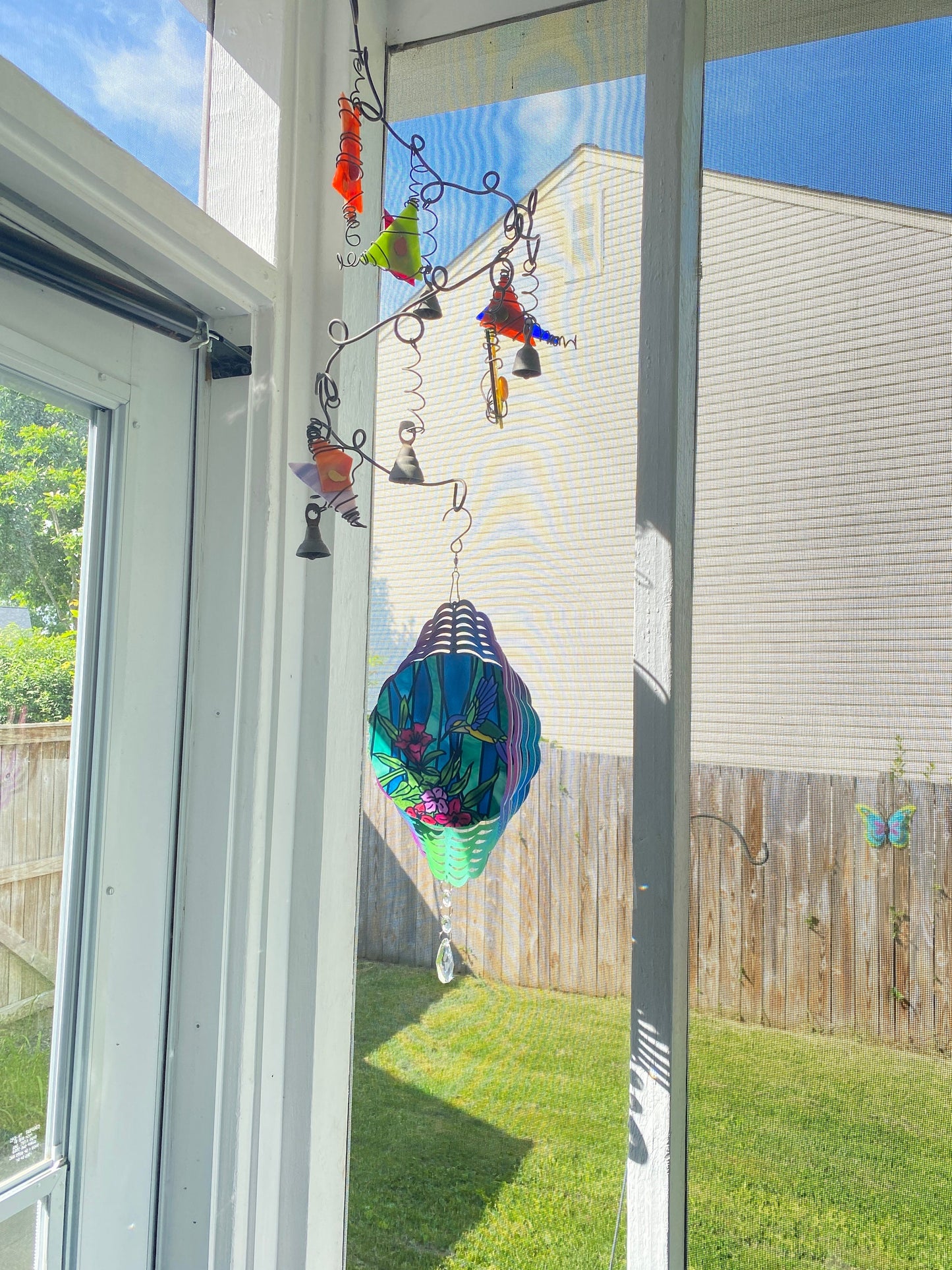 Hummingbird Wind Spinner, Hanging Stained Glass Effect Hummingbird Wind Spinner, Hummingbird Gifts, Yard Art Metal Hummingbird Spinner
