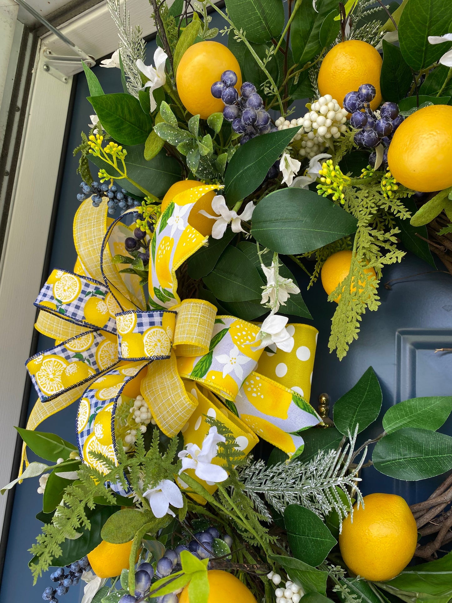 Summer Lemon and Blueberry Grapevine Wreath, Kitchen Lemon Décor, Farmhouse Fresh Citrus, Yellow and Blue Summer Fruit Door Hanger