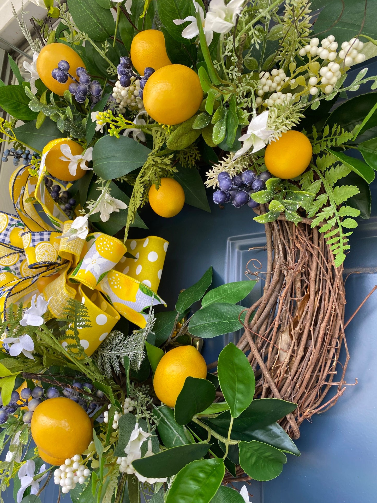 Summer Lemon and Blueberry Grapevine Wreath, Kitchen Lemon Décor, Farmhouse Fresh Citrus, Yellow and Blue Summer Fruit Door Hanger