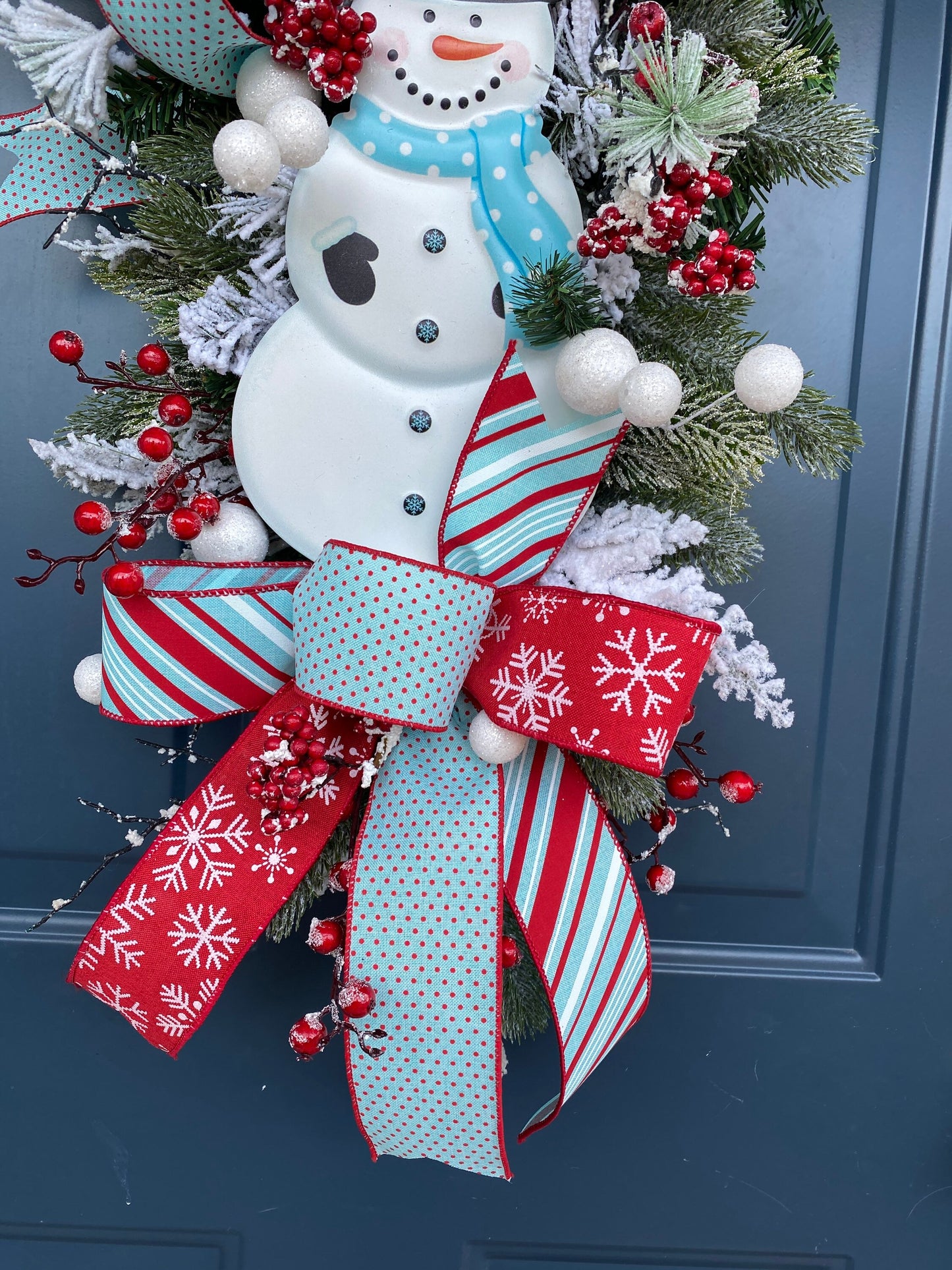 Winter Snowman Teardrop Swag Wreath for Front Door, Snowy Decor for Christmas and Winter, Frosty Decoration for front door