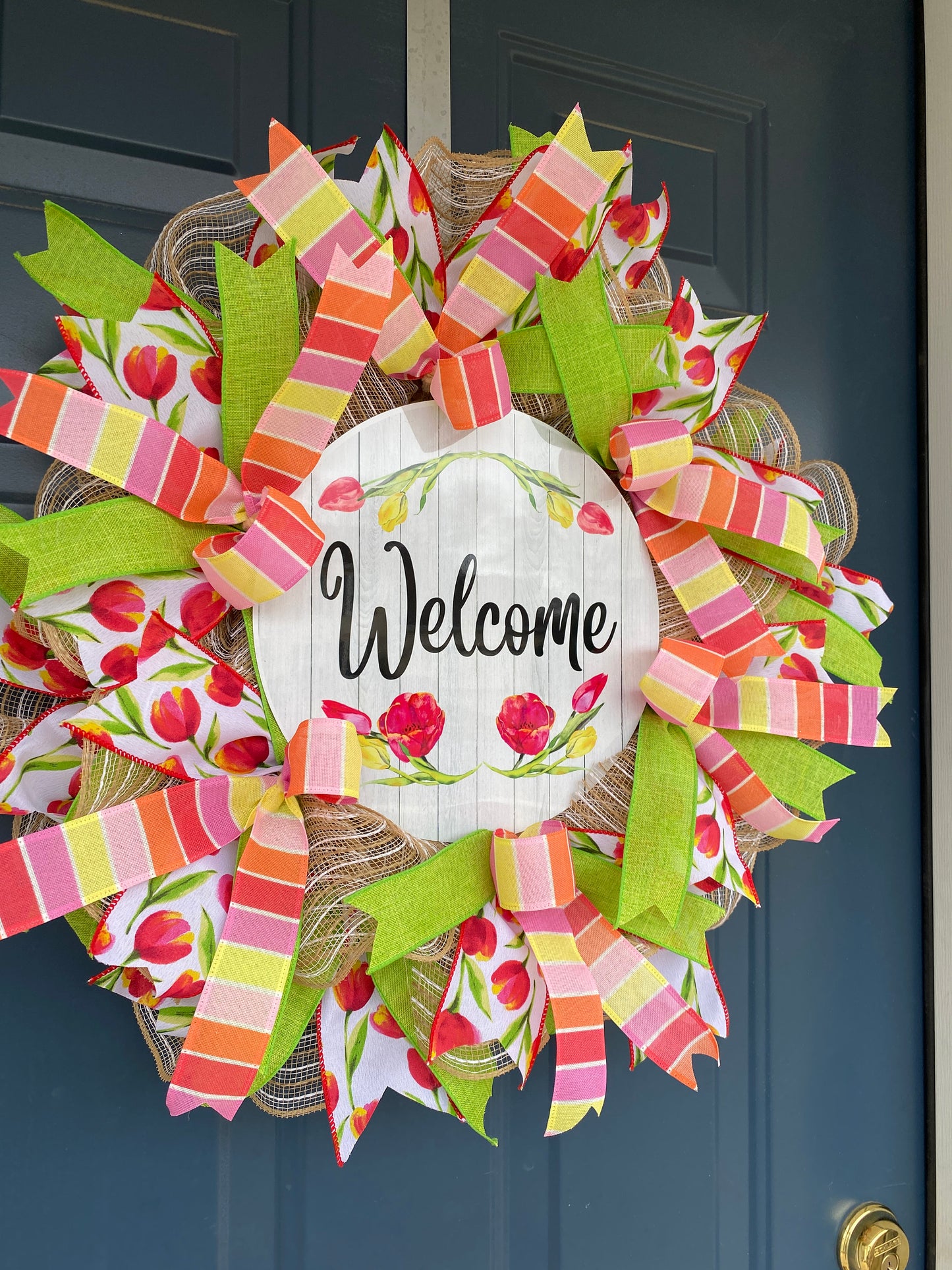 Slim Spring Tulip Wreath for Front Door, Spring Welcome Wreath, coral pink Spring Decoration, low profile wreath for behind storm door