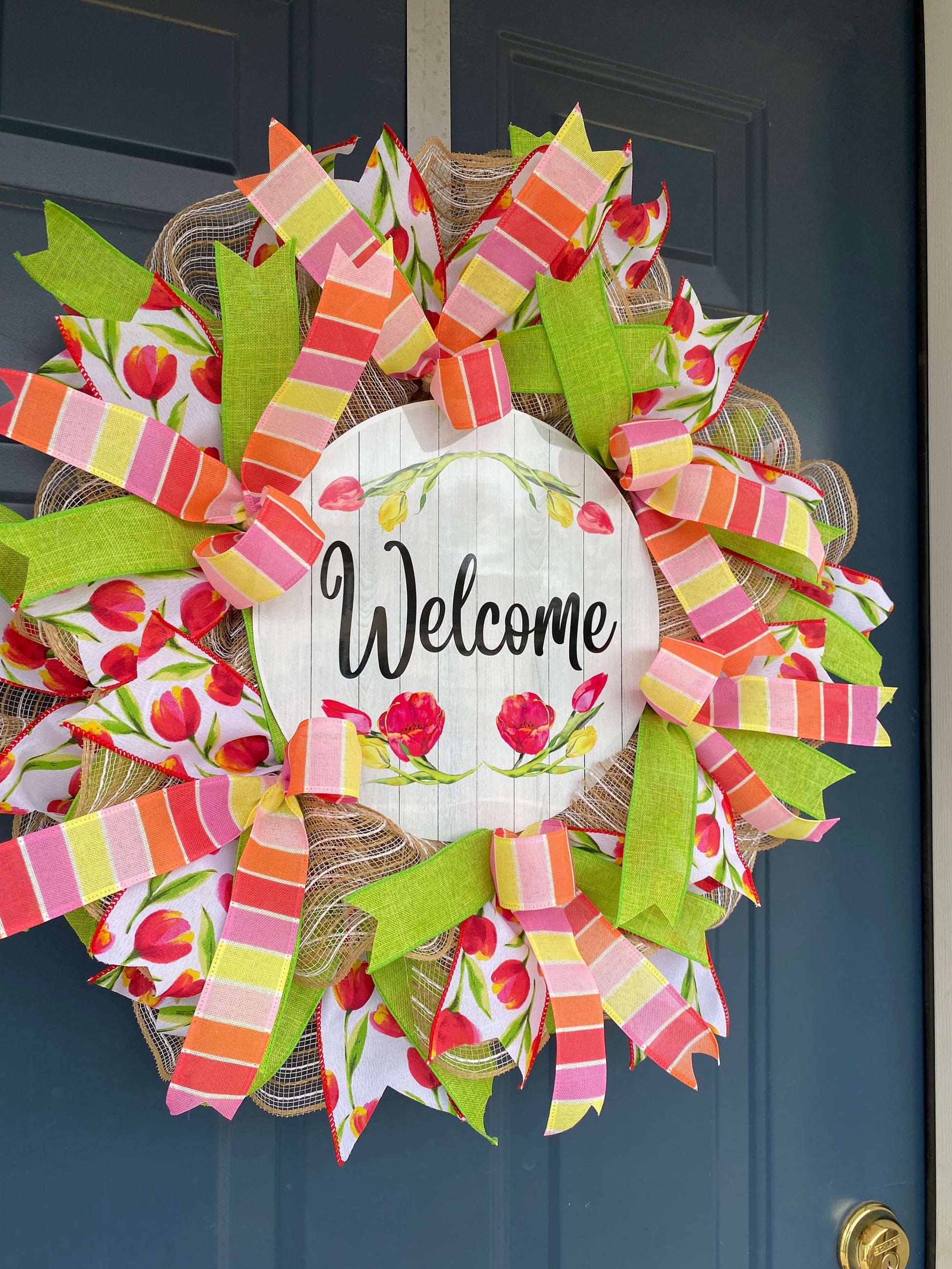 Slim Spring Tulip Wreath for Front Door, Spring Welcome Wreath, coral pink Spring Decoration, low profile wreath for behind storm door