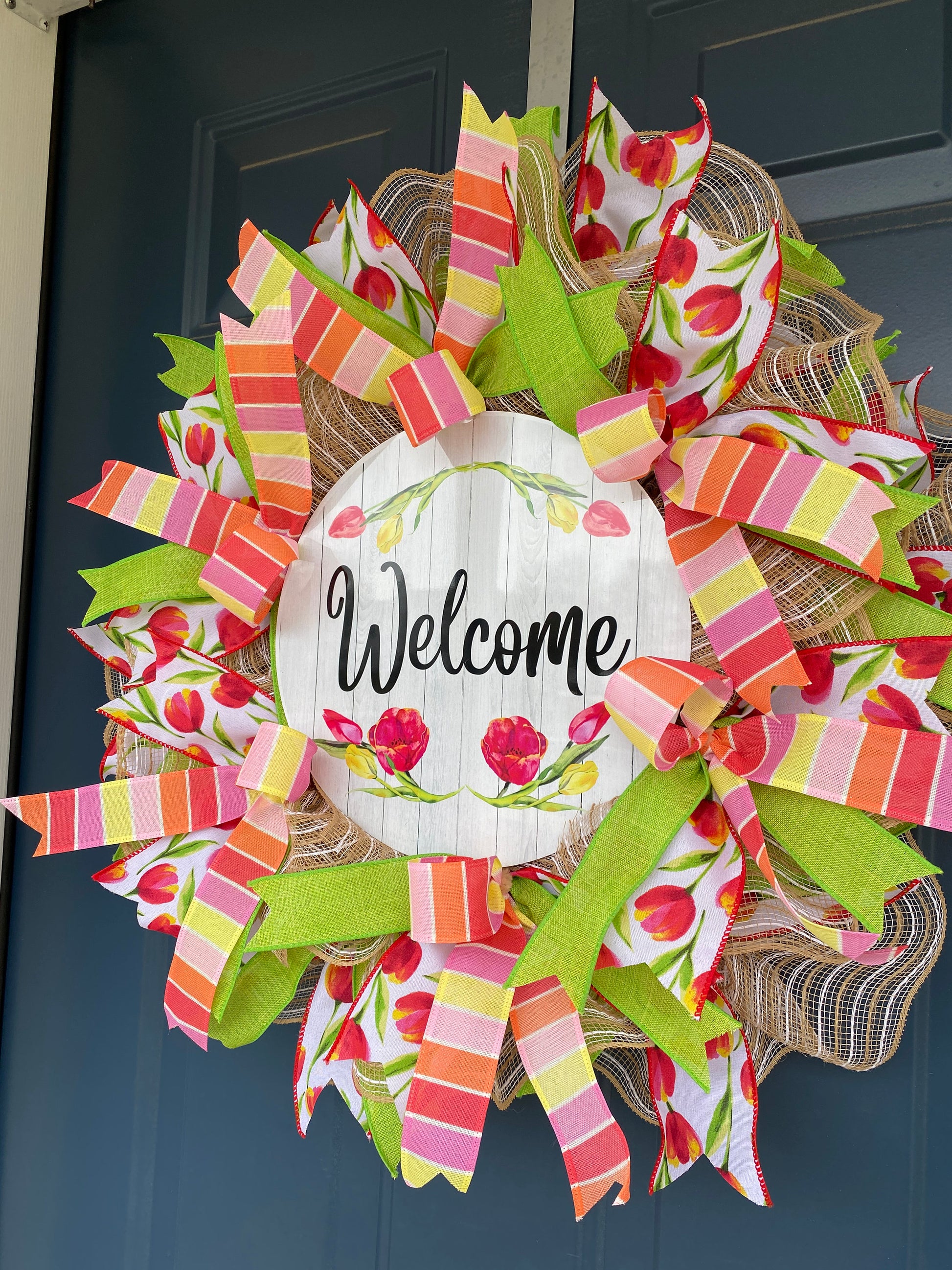 Slim Spring Tulip Wreath for Front Door, Spring Welcome Wreath, coral pink Spring Decoration, low profile wreath for behind storm door