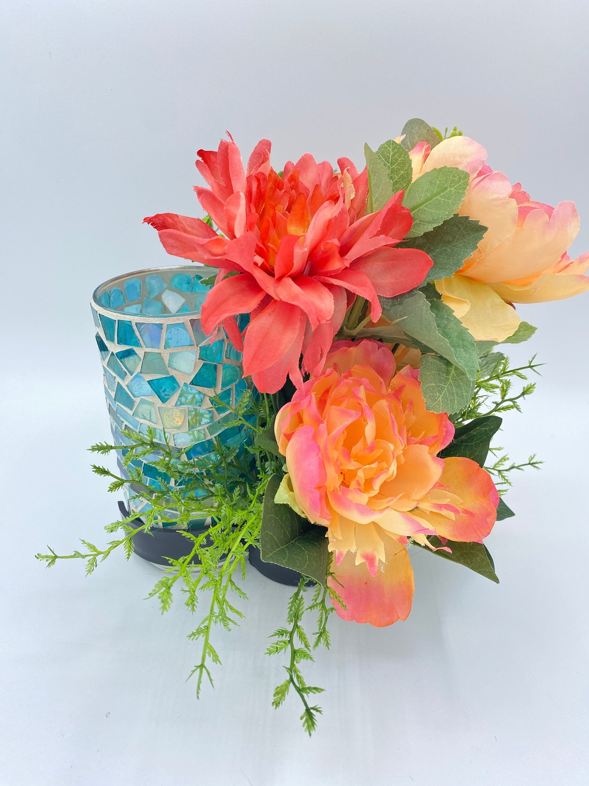 Set of 8 Bottle Bouquet Holders, Make Flower Bouquets that Clip on Wine Bottles and Candles, Floral Supplies, DIY Wedding Flower Arranging