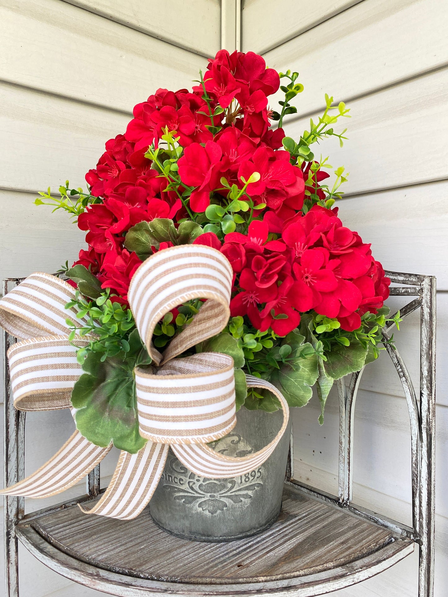 Summer Red Geranium Door Bucket Wreath for Front Door, Rustic Red Geranium Wreath, Red Geranium Boxwood Porch Arrangement, Hanging Basket