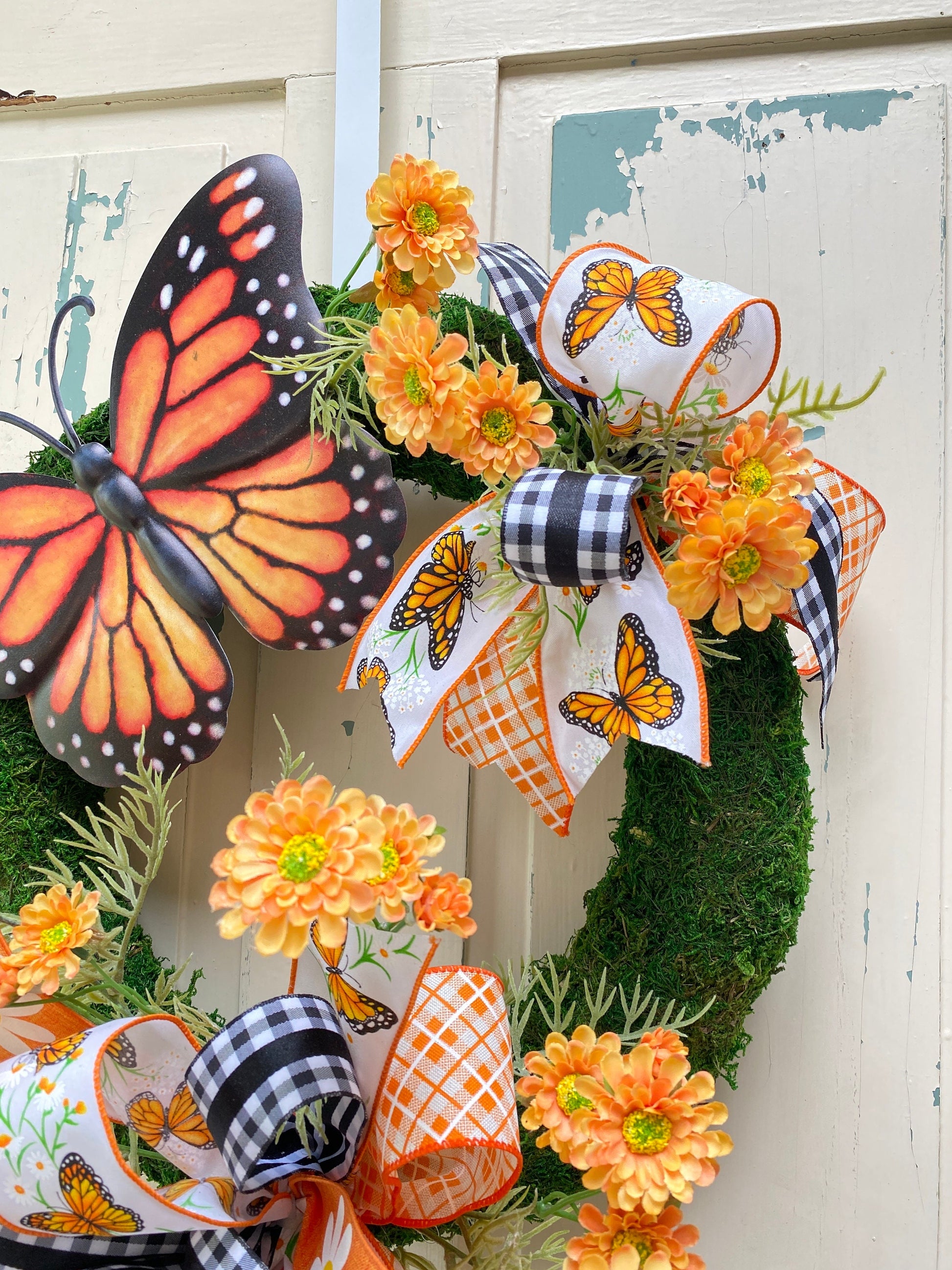 Summer Butterfly Wreath for Front Door, Monarch Butterfly Mother's Day Gift, Floral Moss Wreath for Spring Summer, Handmade gift for Mother