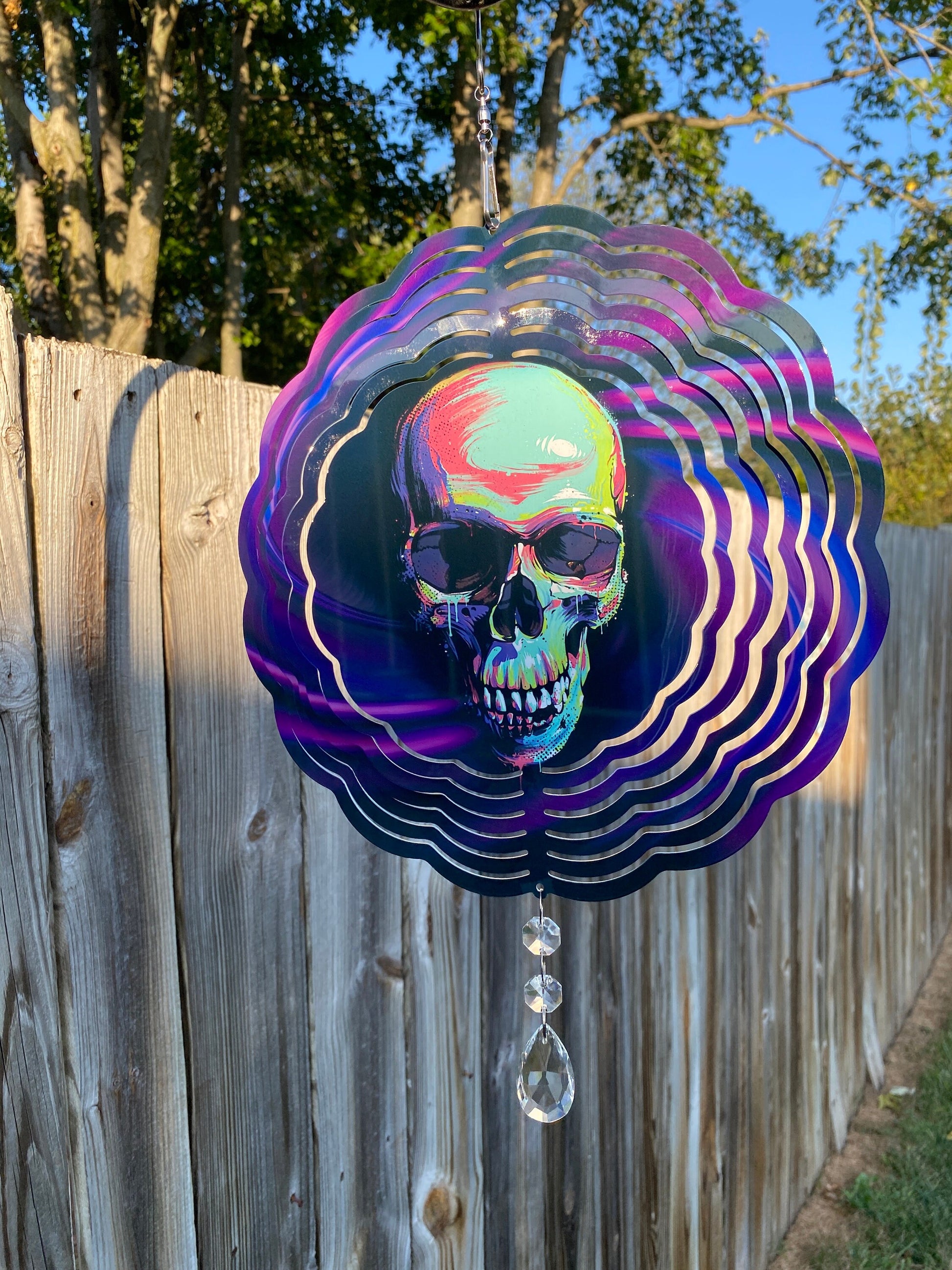 Halloween 3D Skull Wind Spinner, Skeleton Porch Wind Catcher, Fall Hanging Outdoor Decoration. Garden Porch Decor Gifts