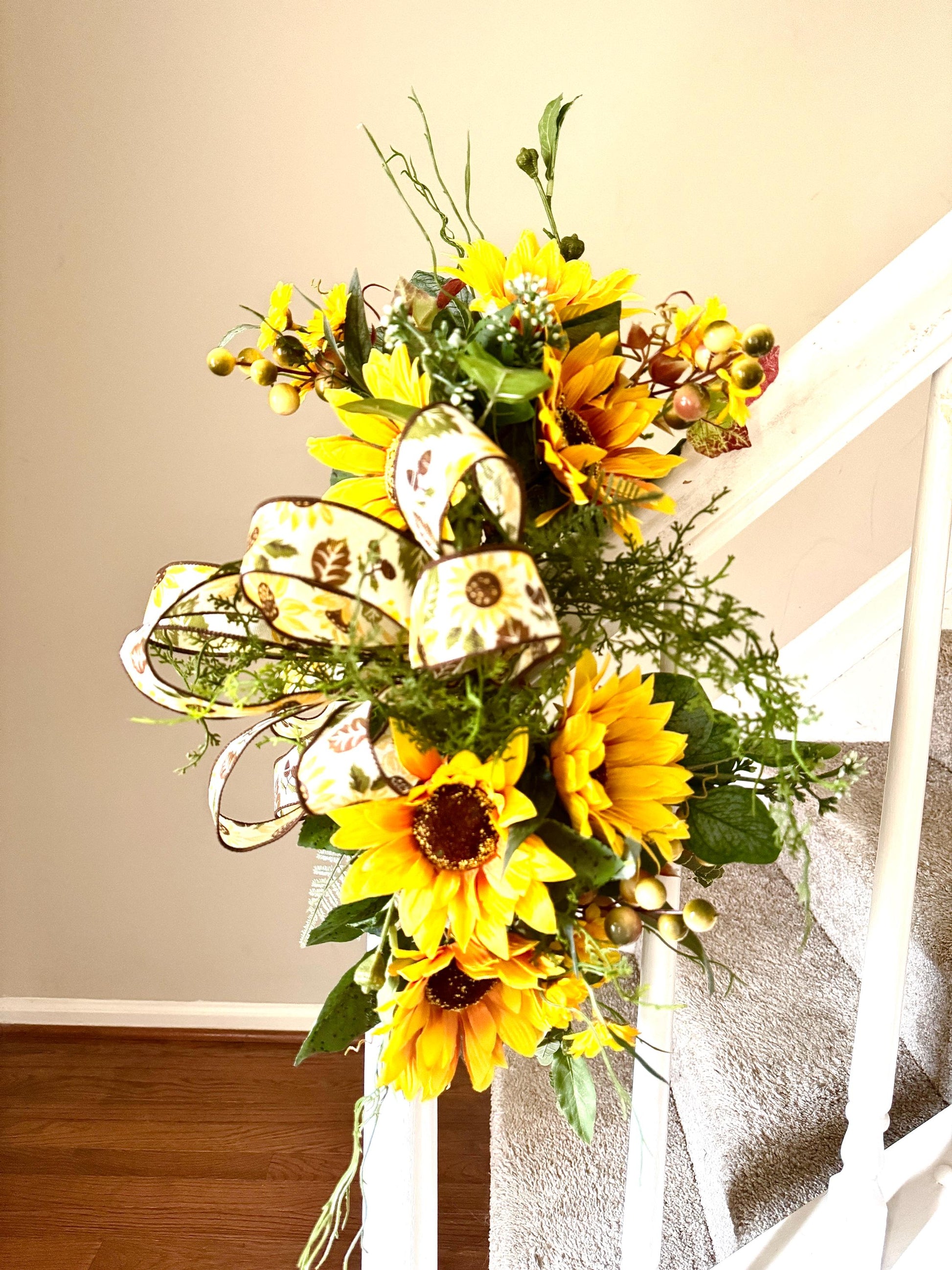 Fall Sunflower Lantern Swag, Handmade Autumn Bannister Swag, Porch Light Sunflower Decoration, Lantern Topper Arrangement