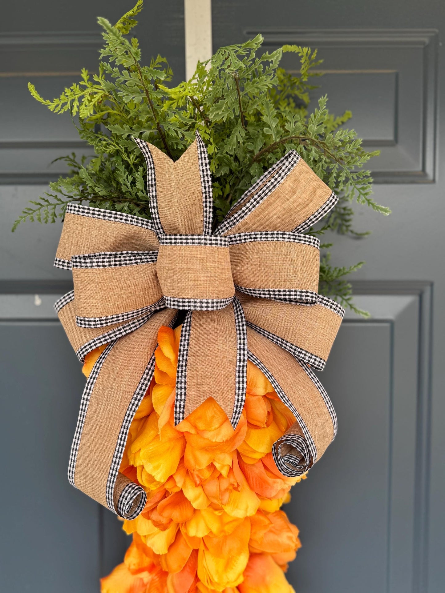 Tulip Carrot Swag Wreath