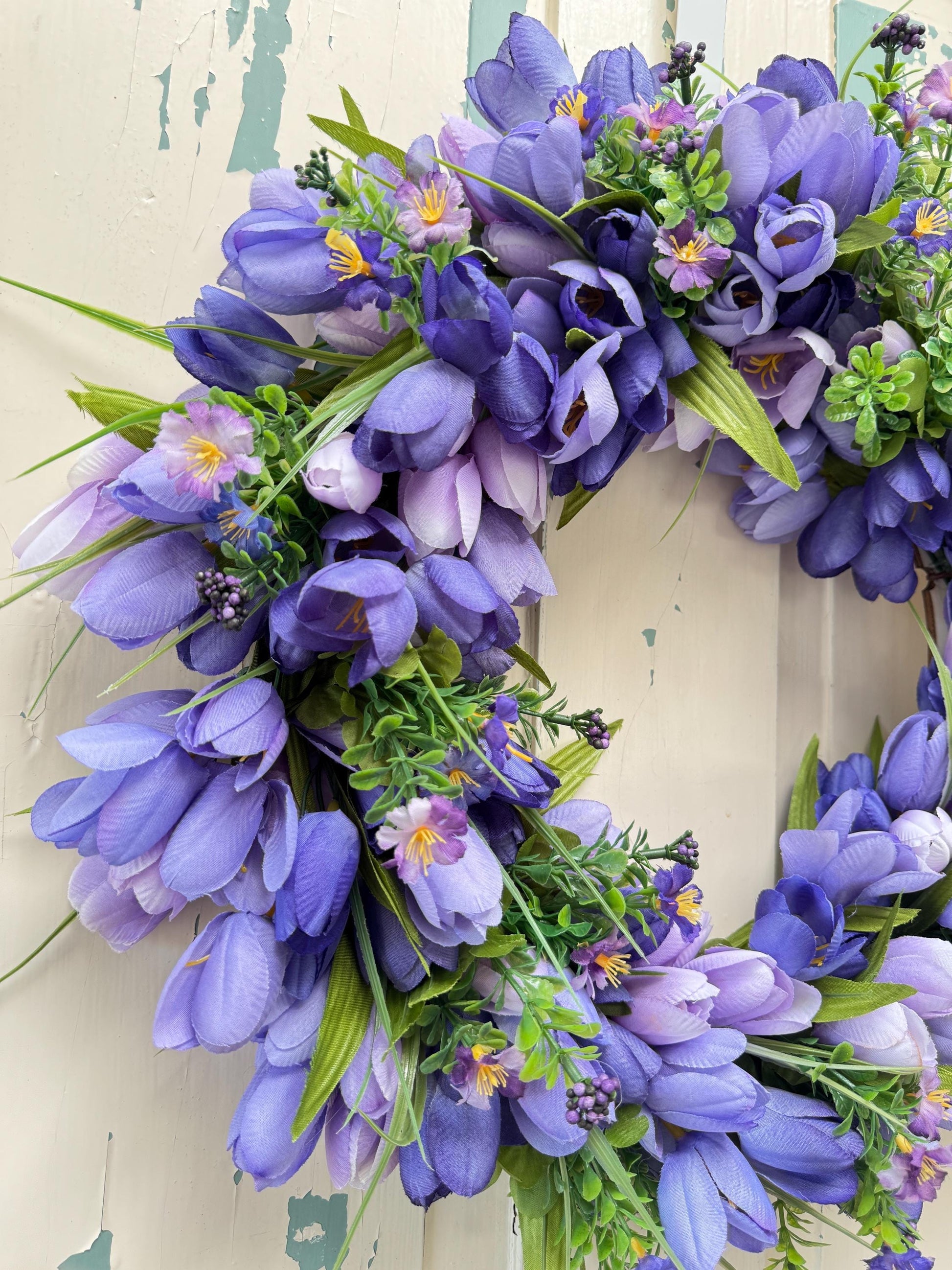 Purple Tulip Wreath, Large Spring Wreath For Front Door, Bouquet of Tulips, Blended Purple Flower Doorhanger, Mothers Day Gift Idea