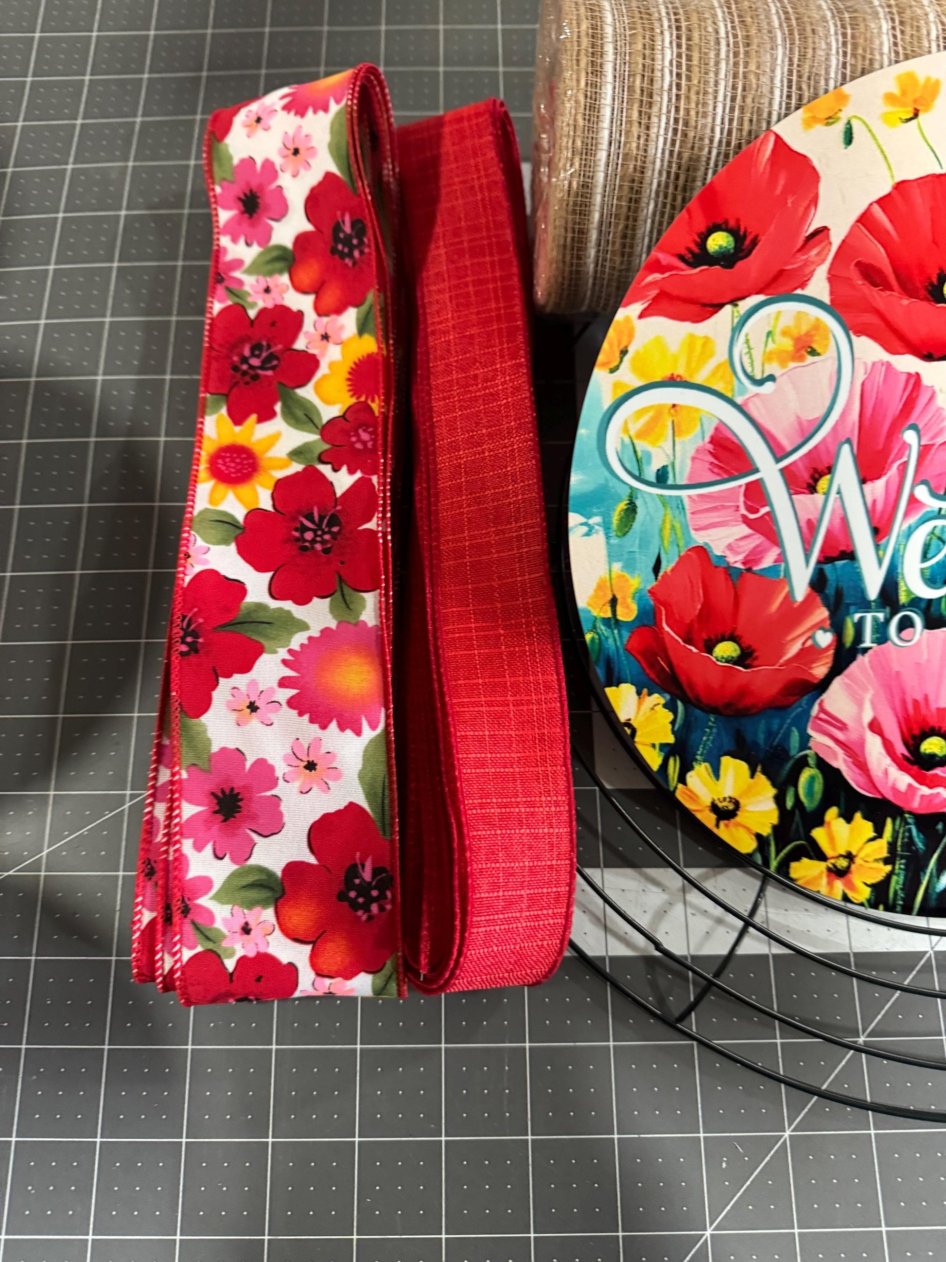 DIY Poppy Welcome Wreath Kit, Complete Mesh Wreath Kit with sign, ribbon and Instructions, make your own wreath, craft supplies for wreath