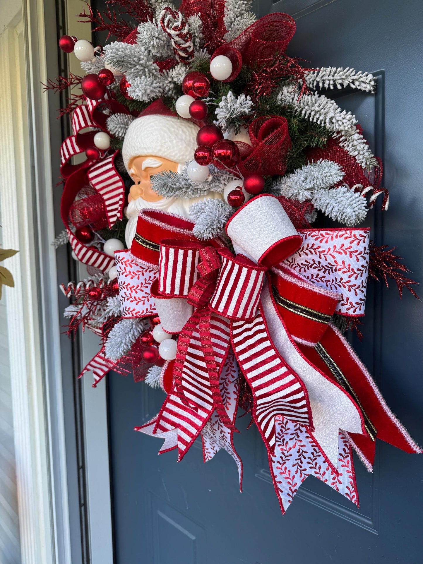 Vintage Santa Christmas Wreath