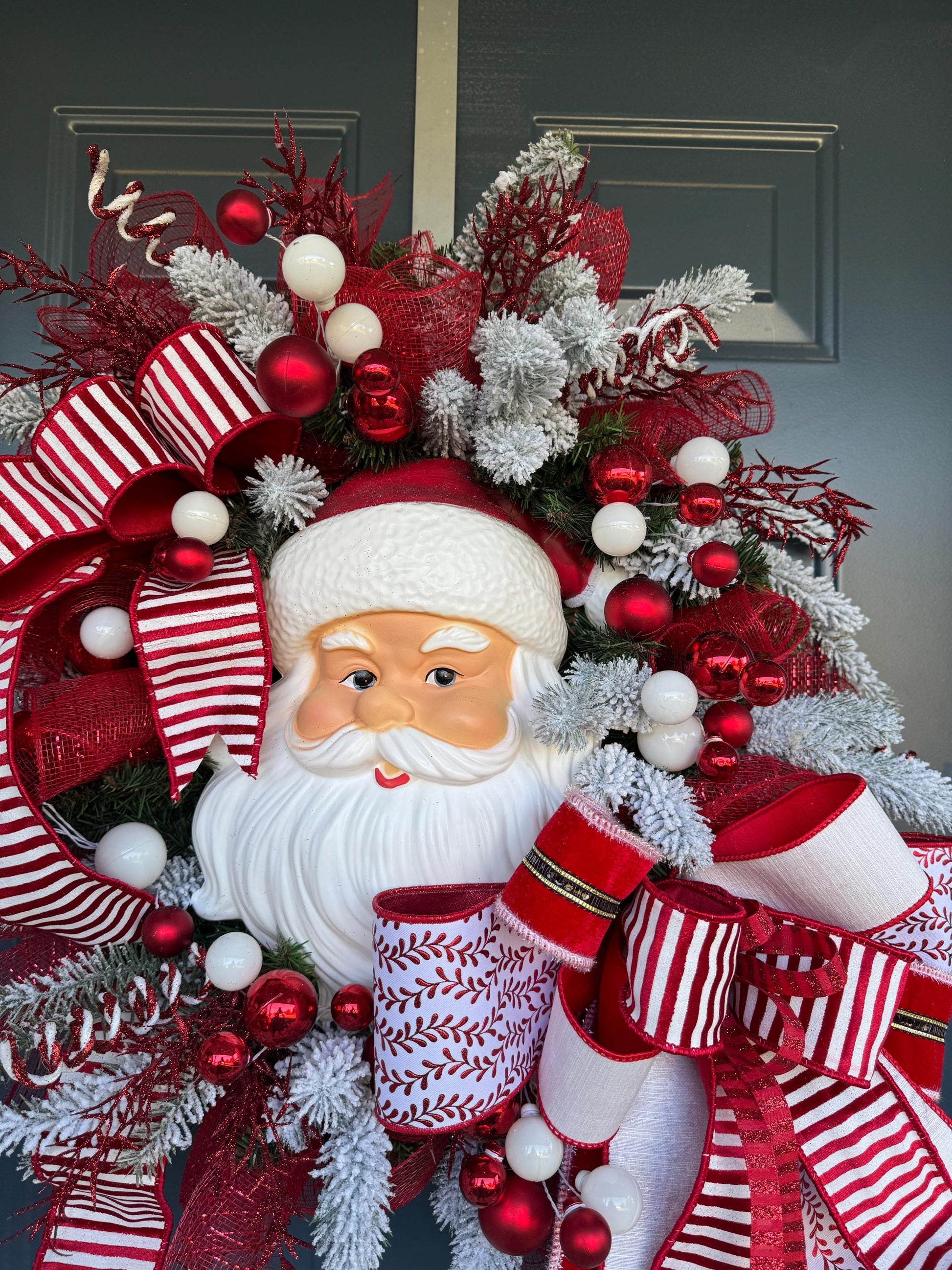 Vintage Santa Christmas Wreath