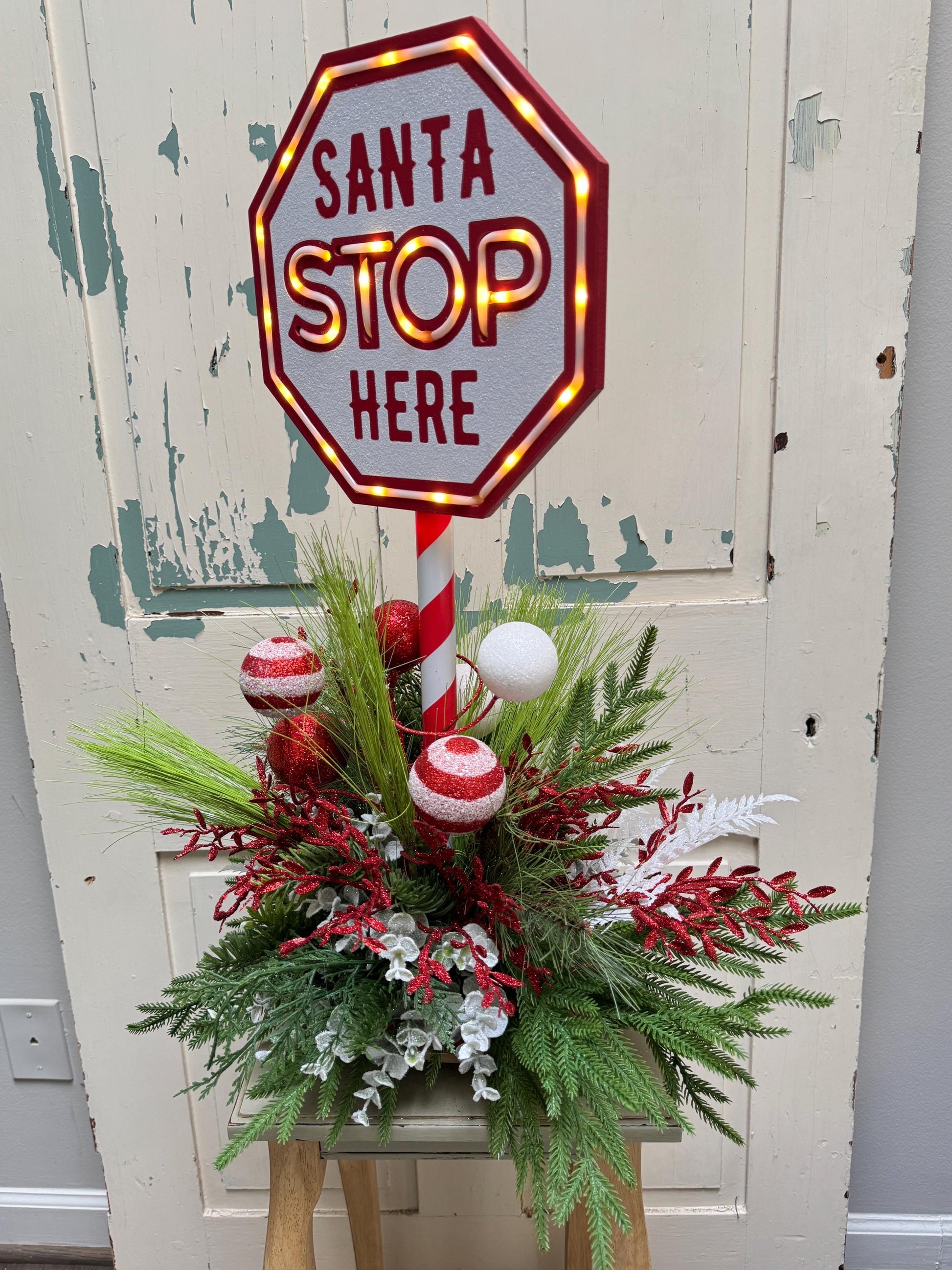 Santa Stop Here Christmas Arrangement, Light Up Pole Sign with Holiday Greenery, Santa Decor for Porch or Entryway