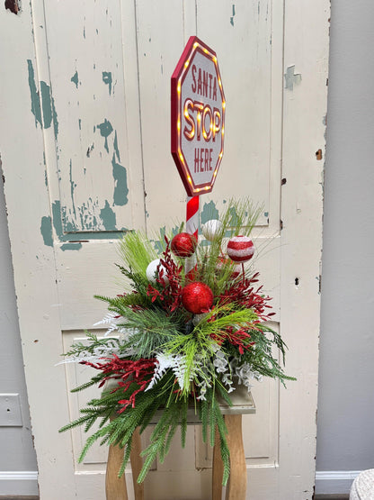 Santa Stop Here Christmas Arrangement, Light Up Pole Sign with Holiday Greenery, Santa Decor for Porch or Entryway