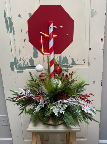 Santa Stop Here Christmas Arrangement, Light Up Pole Sign with Holiday Greenery, Santa Decor for Porch or Entryway