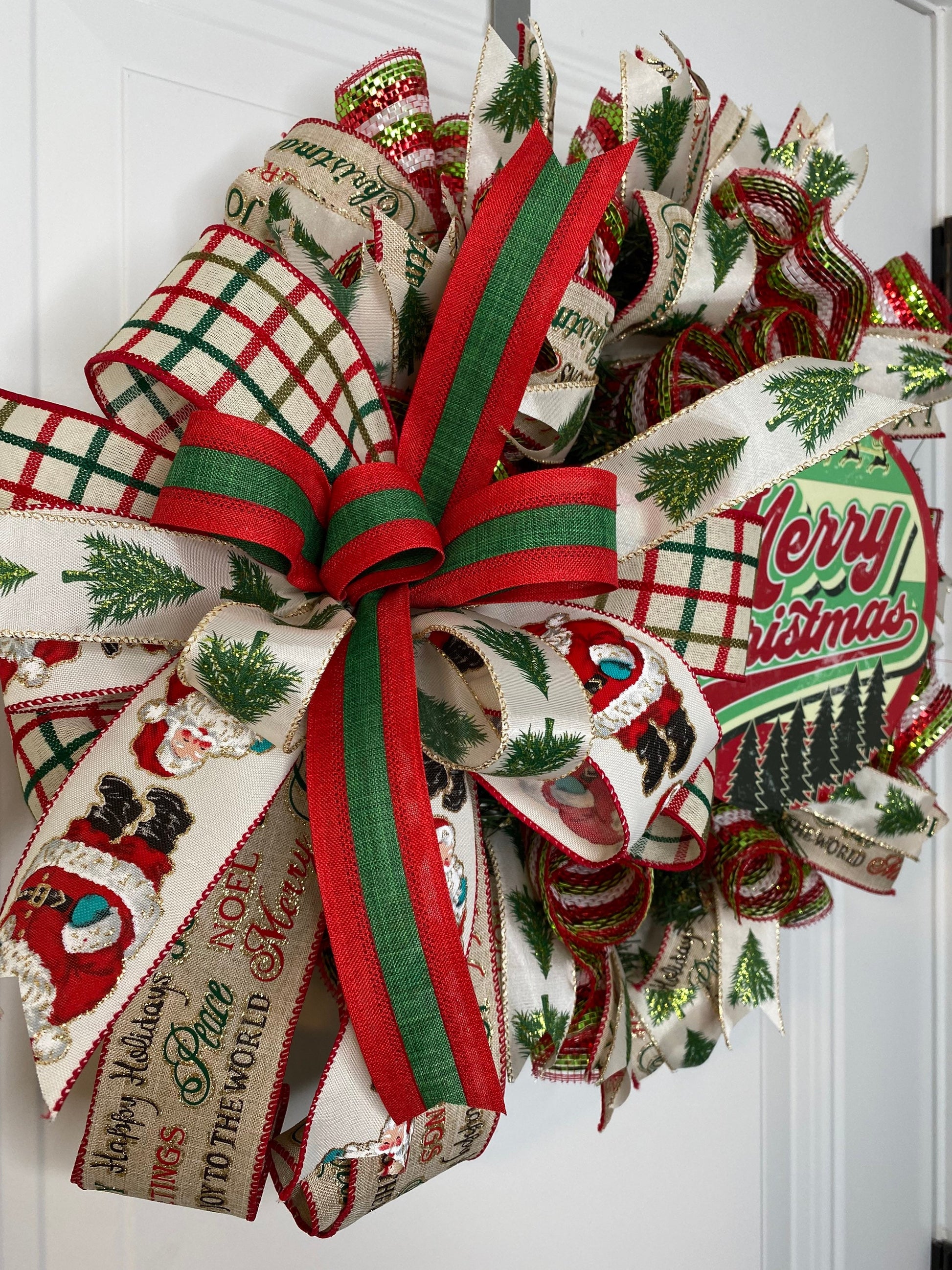 Retro Merry Christmas Wreath, Vintage Looking Mesh Door Hanger, Smaller Red and Green Pixie Wreath for Apartment Front Door,
