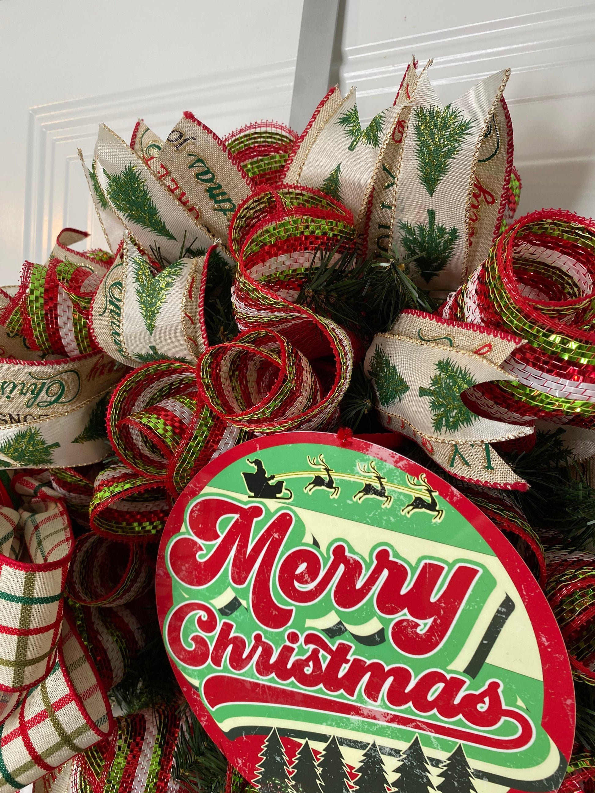 Retro Merry Christmas Wreath, Vintage Looking Mesh Door Hanger, Smaller Red and Green Pixie Wreath for Apartment Front Door,