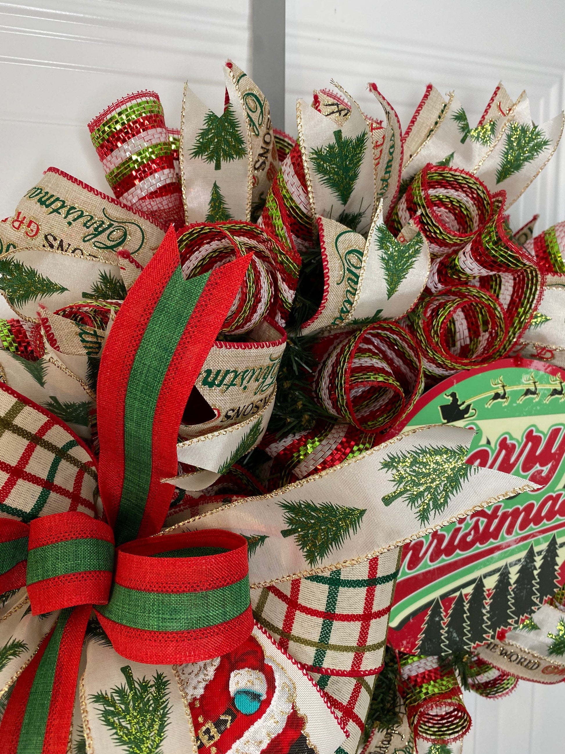 Retro Merry Christmas Wreath, Vintage Looking Mesh Door Hanger, Smaller Red and Green Pixie Wreath for Apartment Front Door,