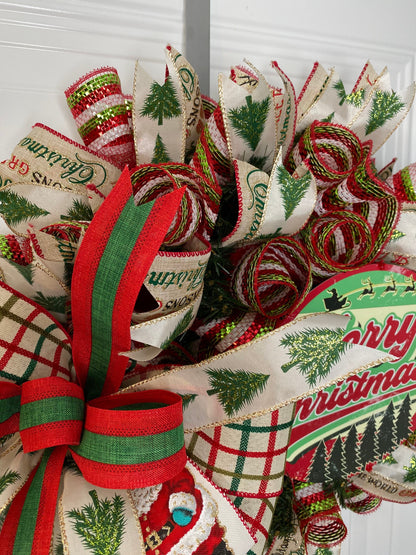 Retro Merry Christmas Wreath, Vintage Looking Mesh Door Hanger, Smaller Red and Green Pixie Wreath for Apartment Front Door,