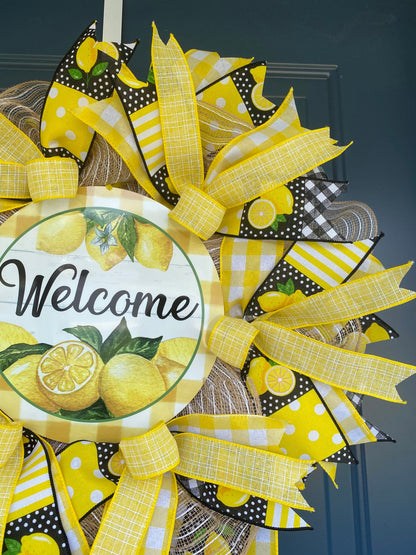 Lemon Welcome Wreath for Front Door, Summer Lemon Kitchen Decor, Lemon Porch Decor, Yellow and White Door Hanger