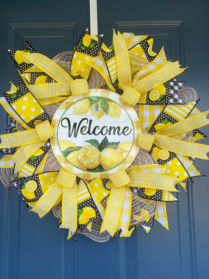 Lemon Welcome Wreath for Front Door, Summer Lemon Kitchen Decor, Lemon Porch Decor, Yellow and White Door Hanger