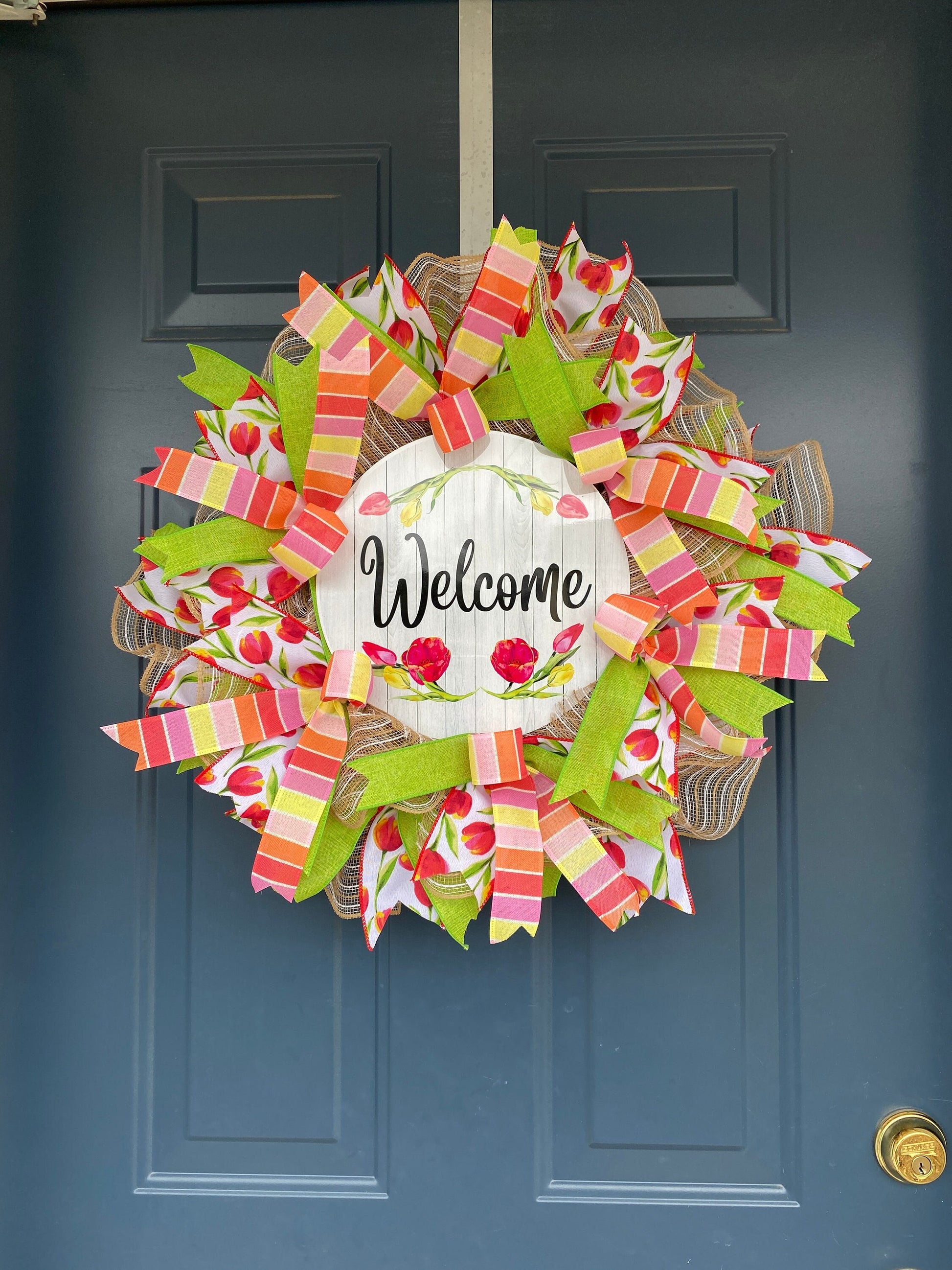 Slim Spring Tulip Wreath for Front Door, Spring Welcome Wreath, coral pink Spring Decoration, low profile wreath for behind storm door