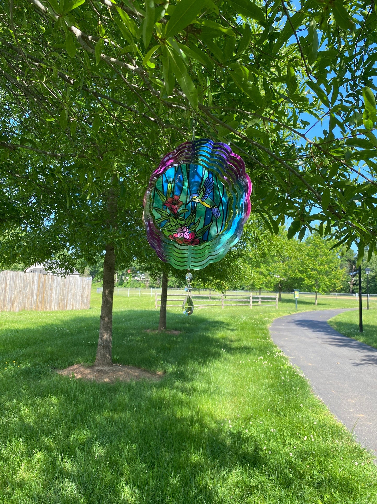 Hummingbird Wind Spinner, Hanging Stained Glass Effect Hummingbird Wind Spinner, Hummingbird Gifts, Yard Art Metal Hummingbird Spinner